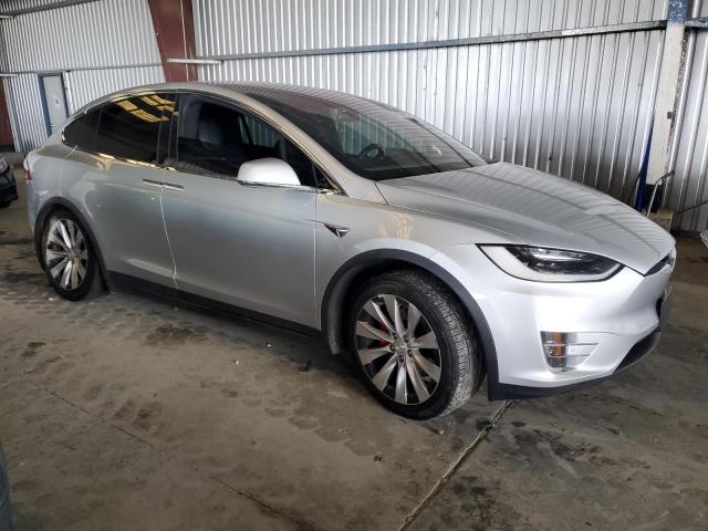 Photo 4 from auction – 2017 TESLA MODEL X with VIN 5YJXCBE24HF044611