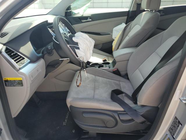 Photo 7 from auction – 2016 HYUNDAI TUCSON SE with VIN KM8J23A45GU257462