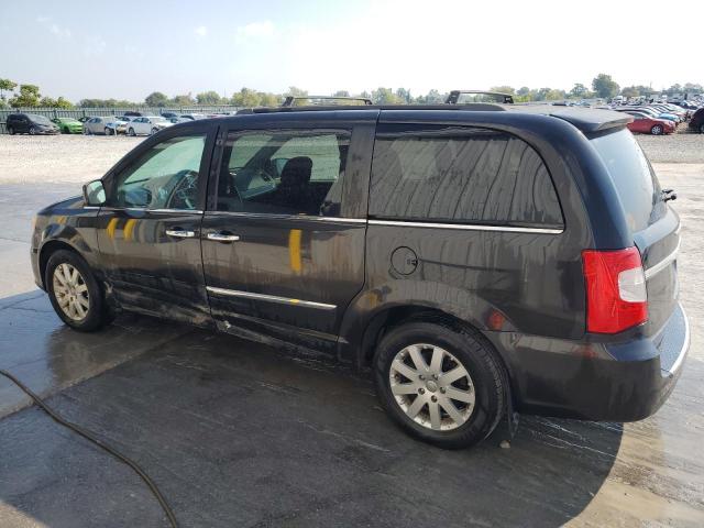 Photo 2 from auction – 2014 CHRYSLER TOWN & COU with VIN 2C4RC1BG0ER422894