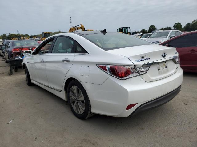 Photo 2 from auction – 2015 HYUNDAI SONATA HYB with VIN KMHEC4A43FA132495