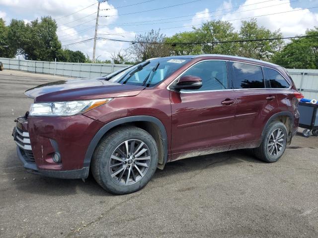 TOYOTA HIGHLANDER 2018 with VIN 5TDJZRFH6JS888697 - Photo from auction