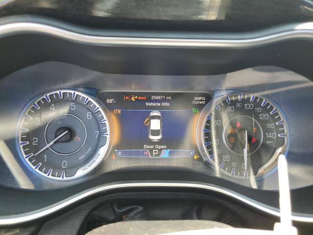 Photo 9 from auction – 2015 CHRYSLER 200 C with VIN 1C3CCCCB8FN545141