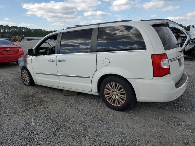 Photo 2 from auction – 2012 CHRYSLER TOWN & COU with VIN 2C4RC1CG1CR327420