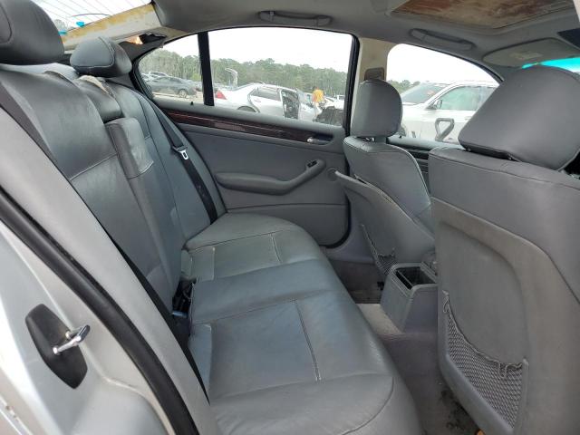 Photo 10 from auction – 2002 BMW 325 I with VIN WBAET37432NG83504