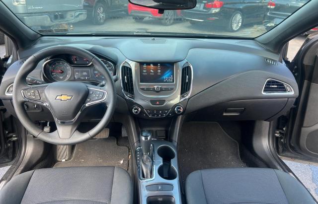 Photo 9 from auction – 2017 CHEVROLET CRUZE LT with VIN 1G1BE5SM6H7182628