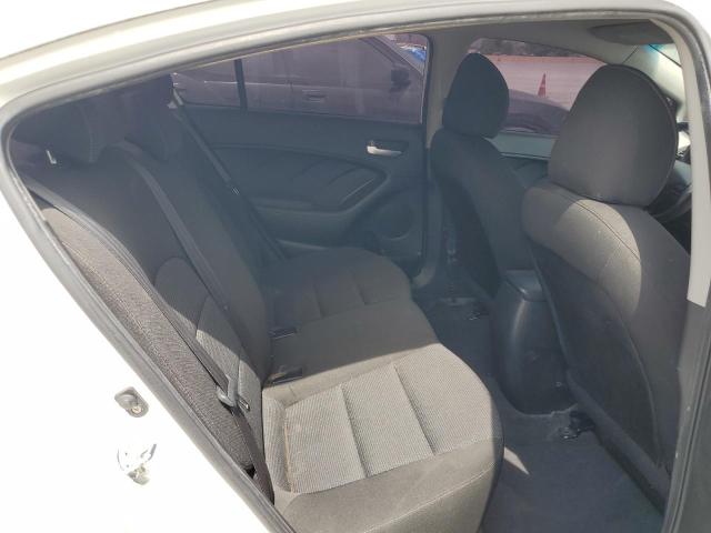 Photo 10 from auction – 2018 KIA FORTE LX with VIN 3KPFK4A77JE254384