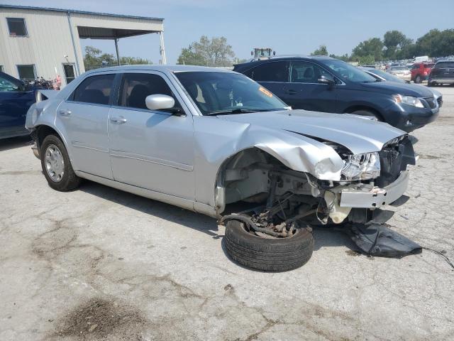 Photo 4 from auction – 2005 CHRYSLER 300 TOURIN with VIN 2C3JA53G35H623904