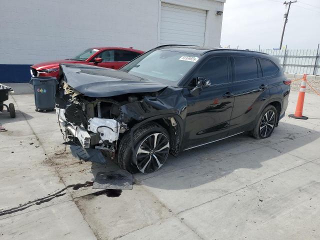 Photo 1 from auction – 2022 TOYOTA HIGHLANDER with VIN 5TDJZRBH0NS232913