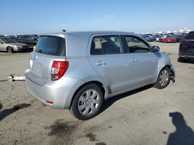 Photo 3 from auction – 2010 TOYOTA SCION XD with VIN JTKKU4B49A1000863