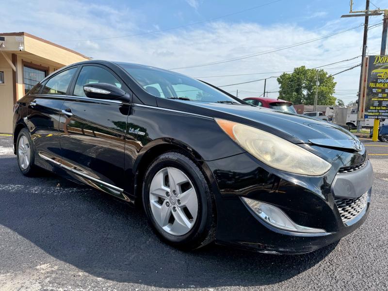 HYUNDAI SONATA HYB 2012 with VIN KMHEC4A48CA039340 - Photo from auction