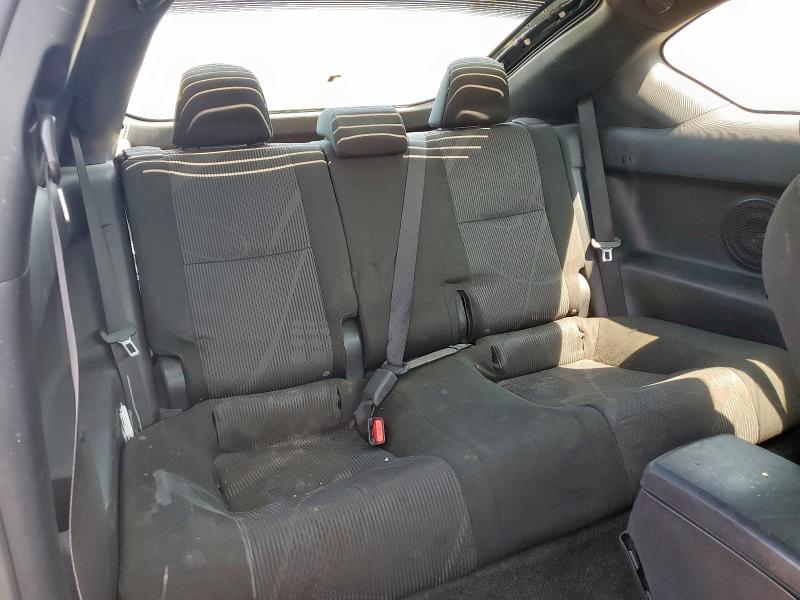 Photo 10 from auction – 2011 TOYOTA SCION TC with VIN JTKJF5C74B3015815