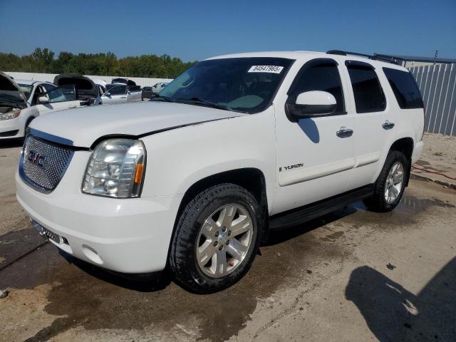 GMC YUKON 2008 z numerem VIN 1GKFC13048R212656 - Zdjęcie z aukcji