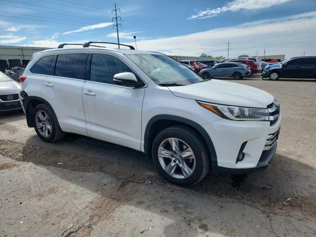 Photo 4 from auction – 2017 TOYOTA HIGHLANDER with VIN 5TDDZRFH4HS447125