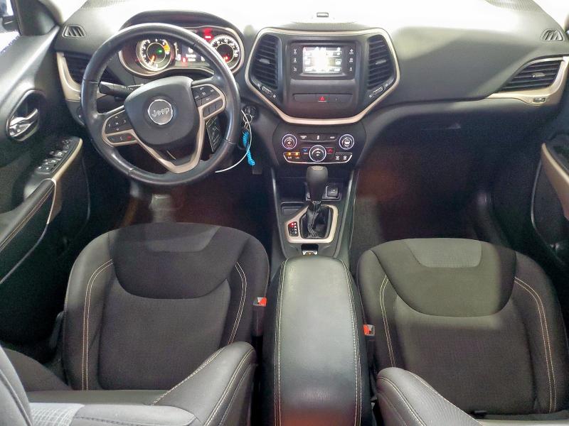 Photo 8 from auction – 2017 JEEP CHEROKEE L with VIN 1C4PJLCB7HW586425