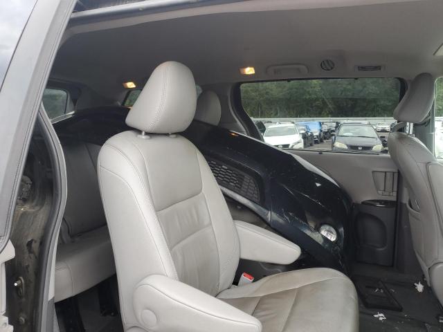 Photo 11 from auction – 2015 TOYOTA SIENNA XLE with VIN 5TDDK3DC0FS112580
