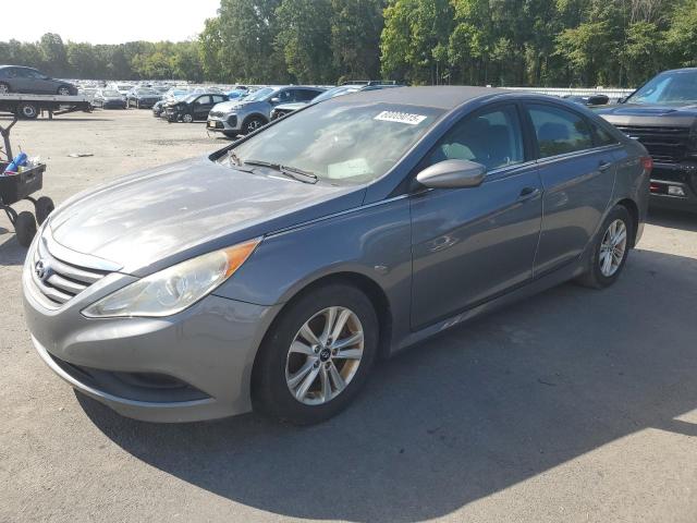 HYUNDAI SONATA GLS 2014 with VIN 5NPEB4AC6EH888697 - Photo from auction