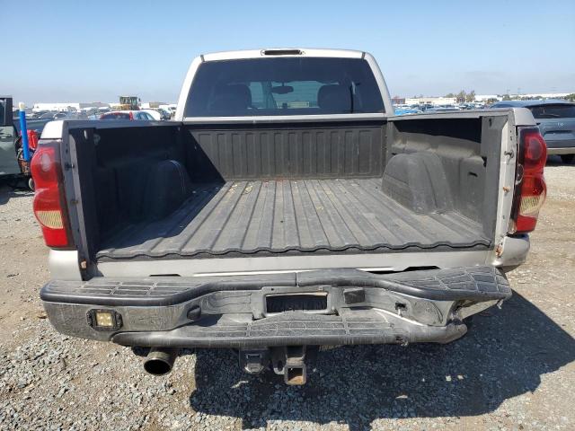 Zdjęcie 6 z aukcji – 2004 CHEVROLET SILVERADO z VIN 2GCEK19T541120678