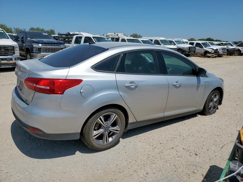 Photo 3 from auction – 2017 FORD FOCUS SE with VIN 1FADP3FE5HL292651