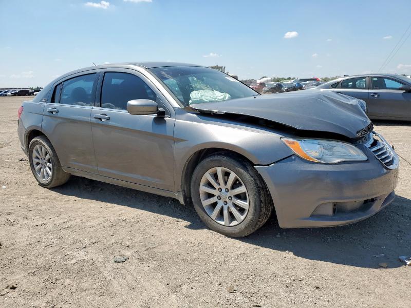 Photo 4 from auction – 2013 CHRYSLER 200 TOURIN with VIN 1C3CCBBB1DN595629