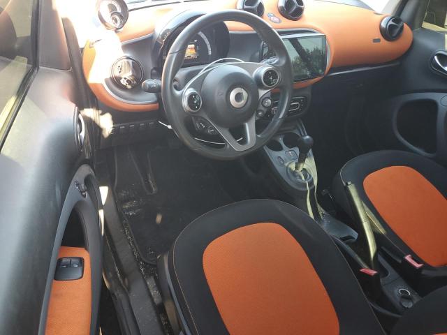 Photo 8 from auction – 2016 SMART FORTWO with VIN WMEFJ5DA4GK060516