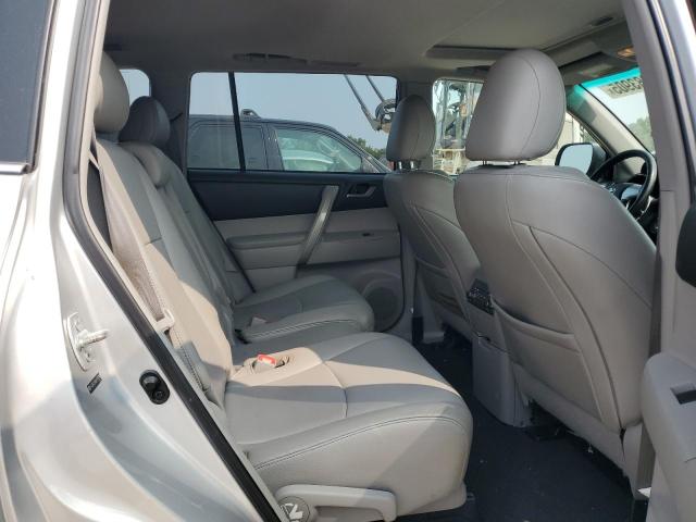 Photo 11 from auction – 2013 TOYOTA HIGHLANDER with VIN 5TDZK3EH6DS111799