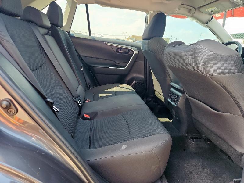 Photo 11 from auction – 2023 TOYOTA RAV4 LE with VIN 2T3H1RFVXPW289031