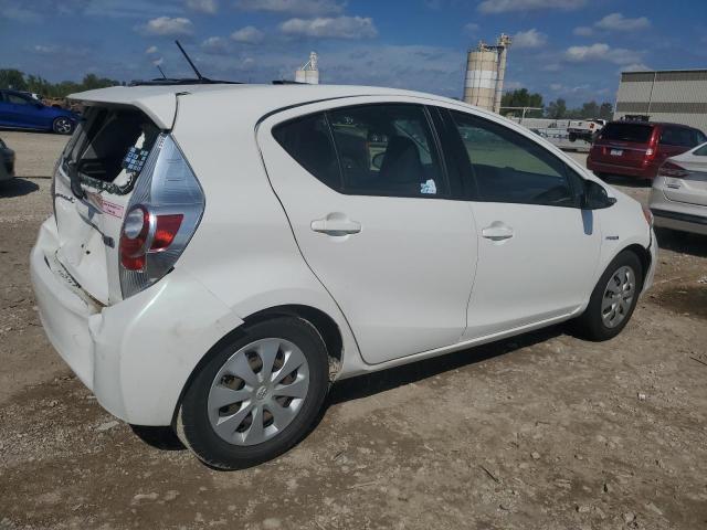 Photo 3 from auction – 2014 TOYOTA PRIUS C with VIN JTDKDTB37E1568057