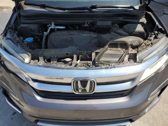 Photo 12 from auction – 2019 HONDA PILOT TOUR with VIN 5FNYF5H67KB003733