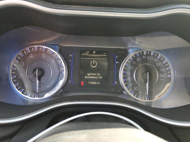 Photo 9 from auction – 2016 CHRYSLER 200 LIMITE with VIN 1C3CCCAB0GN136989
