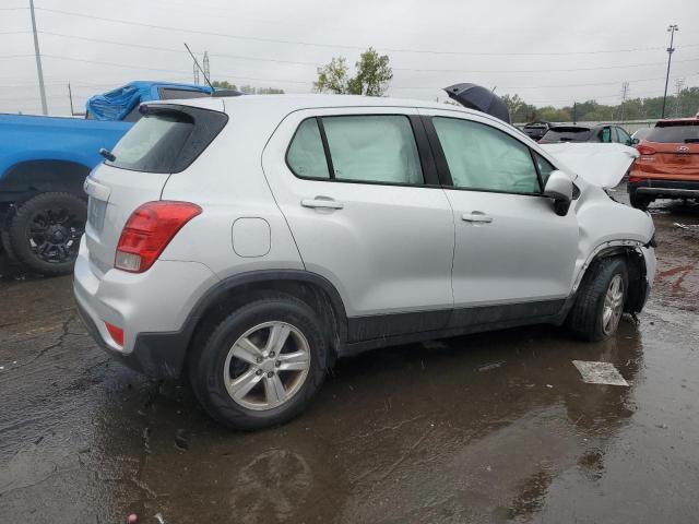 Photo 3 from auction – 2017 CHEVROLET TRAX LS with VIN 3GNCJNSB6HL278803