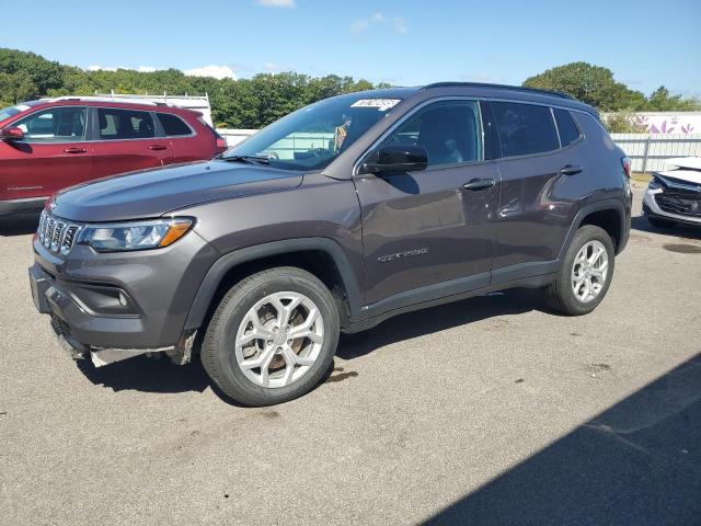JEEP COMPASS LA 2024 مع رقم تعريف المركبة 3C4NJDBN2RT116948 - صورة من المزاد
