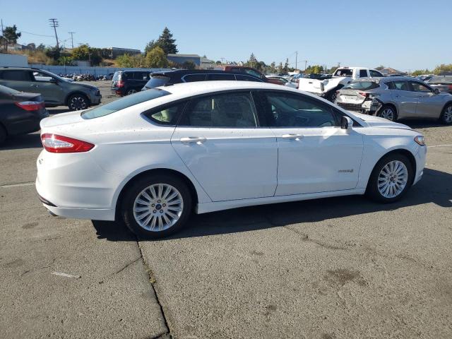 Photo 3 from auction – 2014 FORD FUSION SE with VIN 3FA6P0LU2ER319112