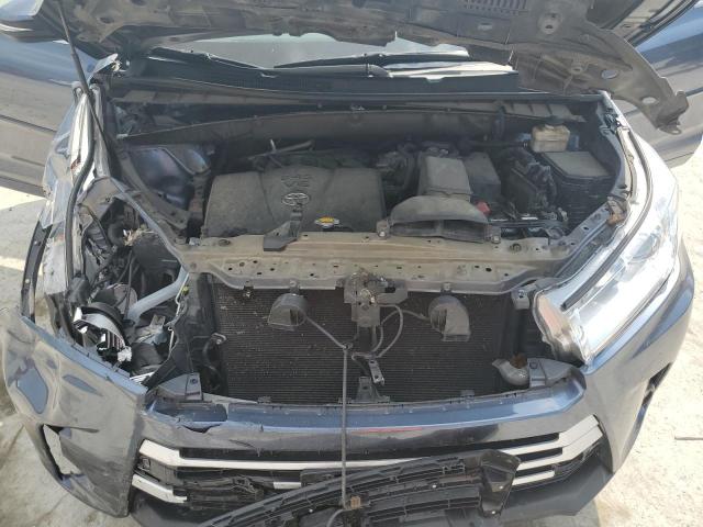 Photo 12 from auction – 2017 TOYOTA HIGHLANDER with VIN 5TDJZRFH2HS421559