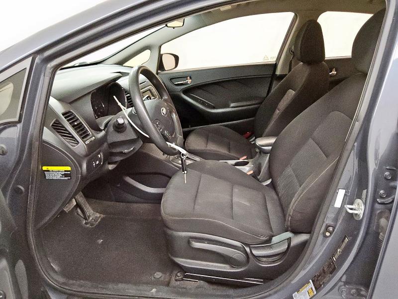 Photo 7 from auction – 2016 KIA FORTE LX with VIN KNAFK4A64G5565831