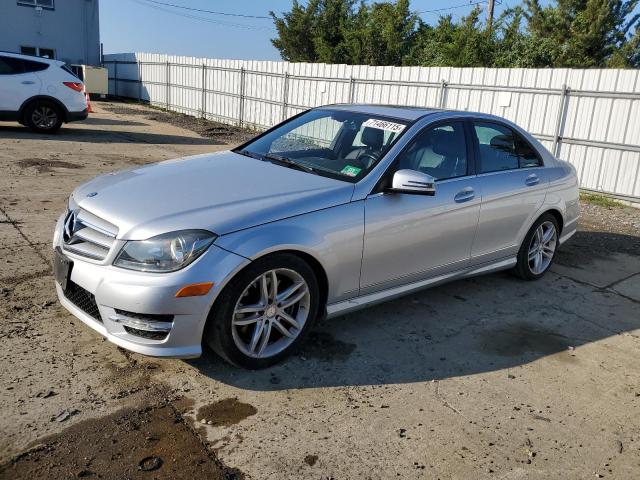MERCEDES-BENZ C 300 4MAT 2013 with VIN WDDGF8AB1DR288288 - Photo from auction