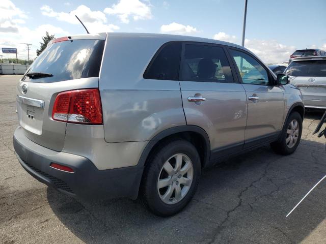 Photo 3 from auction – 2013 KIA SORENTO LX with VIN 5XYKTCA67DG420410