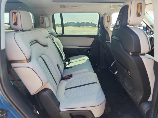 Photo 11 from auction – 2023 RIVIAN R1S ADVENT with VIN 7PDSGABA8PN023595