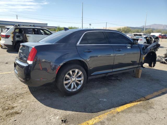 Photo 3 from auction – 2017 CHRYSLER 300 LIMITE with VIN 2C3CCARG5HH586958