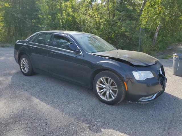 Photo 4 from auction – 2015 CHRYSLER 300 LIMITE with VIN 2C3CCAAG7FH837505