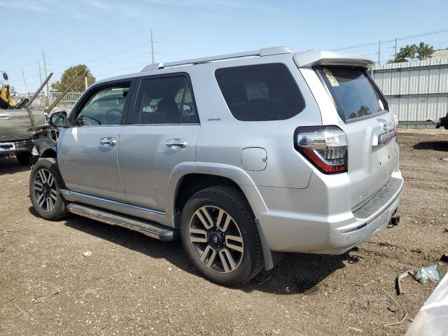 Photo 2 from auction – 2018 TOYOTA 4RUNNER SR with VIN JTEBU5JR5J5608572
