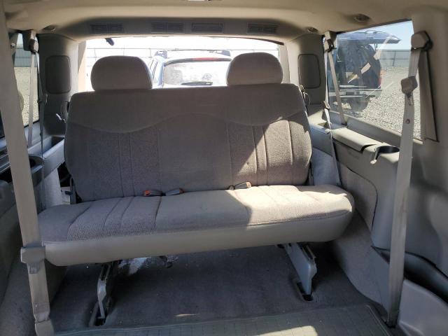 Photo 10 from auction – 2000 GMC SAFARI XT with VIN 1GKDM19W4YB506339