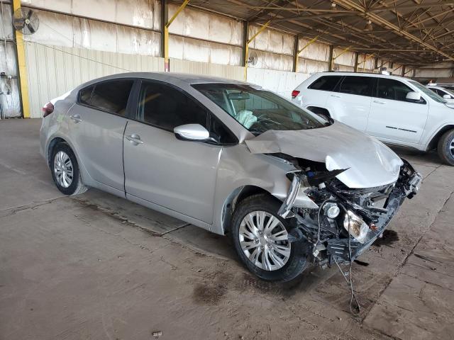 Photo 4 from auction – 2018 KIA FORTE LX with VIN 3KPFK4A70JE272452