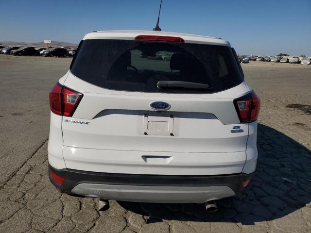 Photo 6 from auction – 2019 FORD ESCAPE SE with VIN 1FMCU9GDXKUC33857