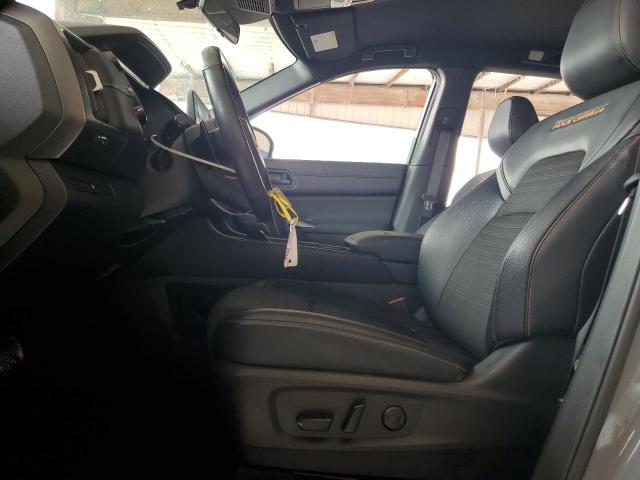 Photo 7 from auction – 2024 NISSAN PATHFINDER with VIN 5N1DR3BD5RC305137