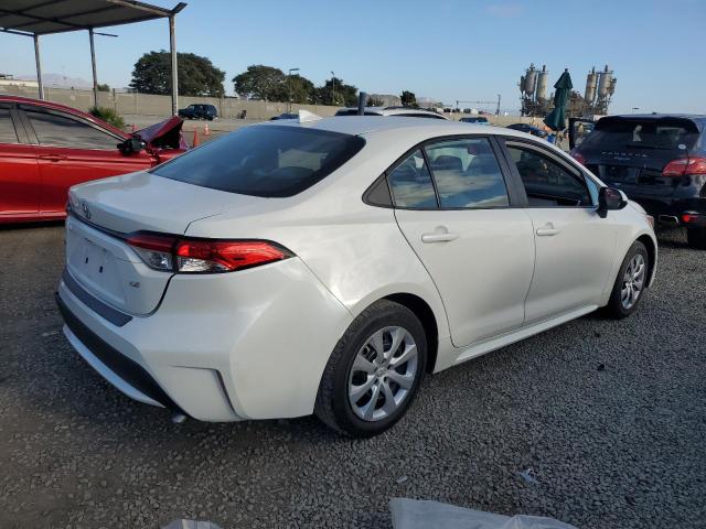 Photo 3 from auction – 2021 TOYOTA COROLLA LE with VIN 5YFEPMAE0MP208409
