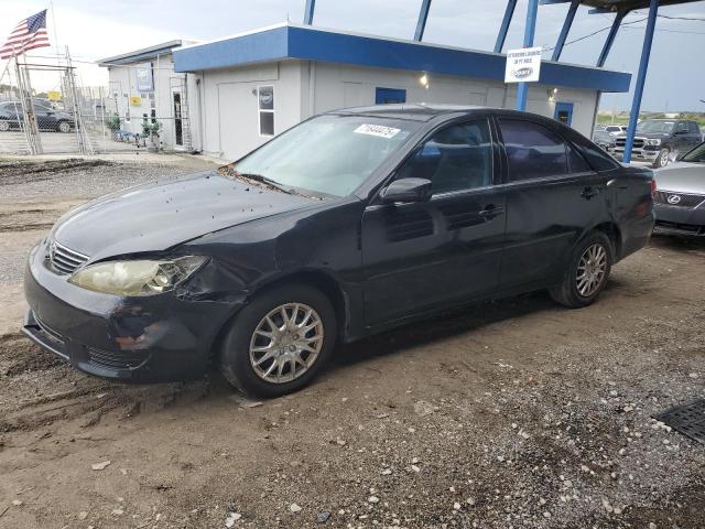 TOYOTA CAMRY LE 2005 with VIN 4T1BE32K35U076849 - Photo from auction