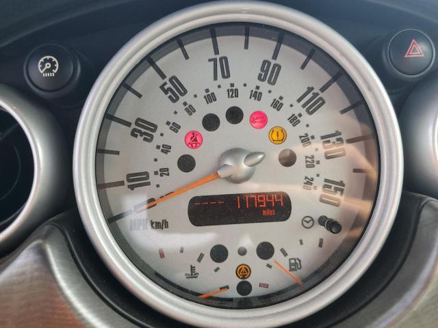 Photo 9 from auction – 2006 MINI COOPER S with VIN WMWRH33576TF87572