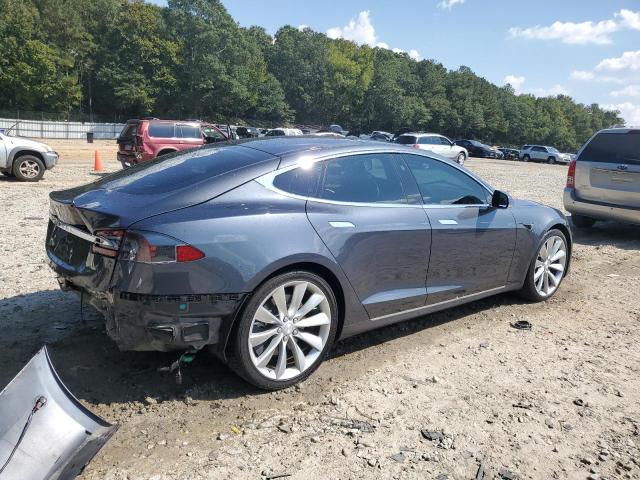 Photo 3 from auction – 2017 TESLA MODEL S with VIN 5YJSA1E21HF195433