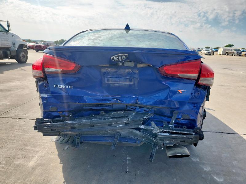 Photo 6 from auction – 2018 KIA FORTE LX with VIN 3KPFL4A72JE263412