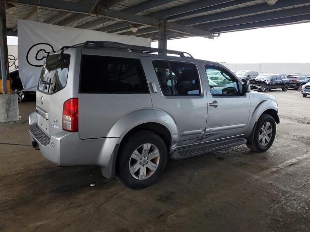 Photo 3 from auction – 2005 NISSAN PATHFINDER with VIN 5N1AR18W45C772799